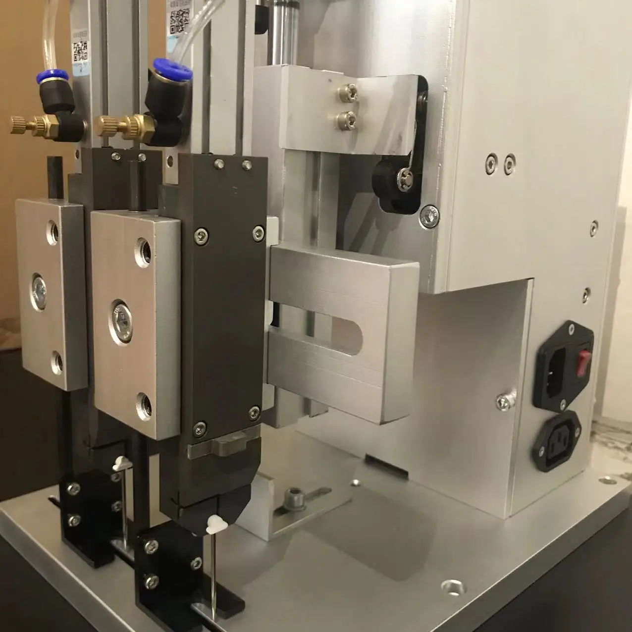 hanging tag Sock Machine Knitting Tag Attacher Electric Stapler Automatic pneumatic tagging gun Socks T-end I Fine Pin Machine