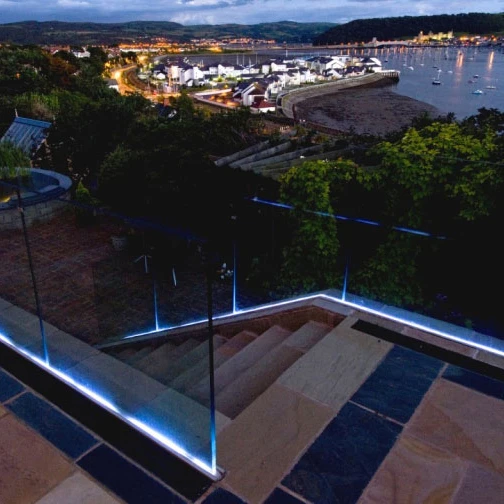 outdoor embedded floor U channel aluminum glass railing for balcony area