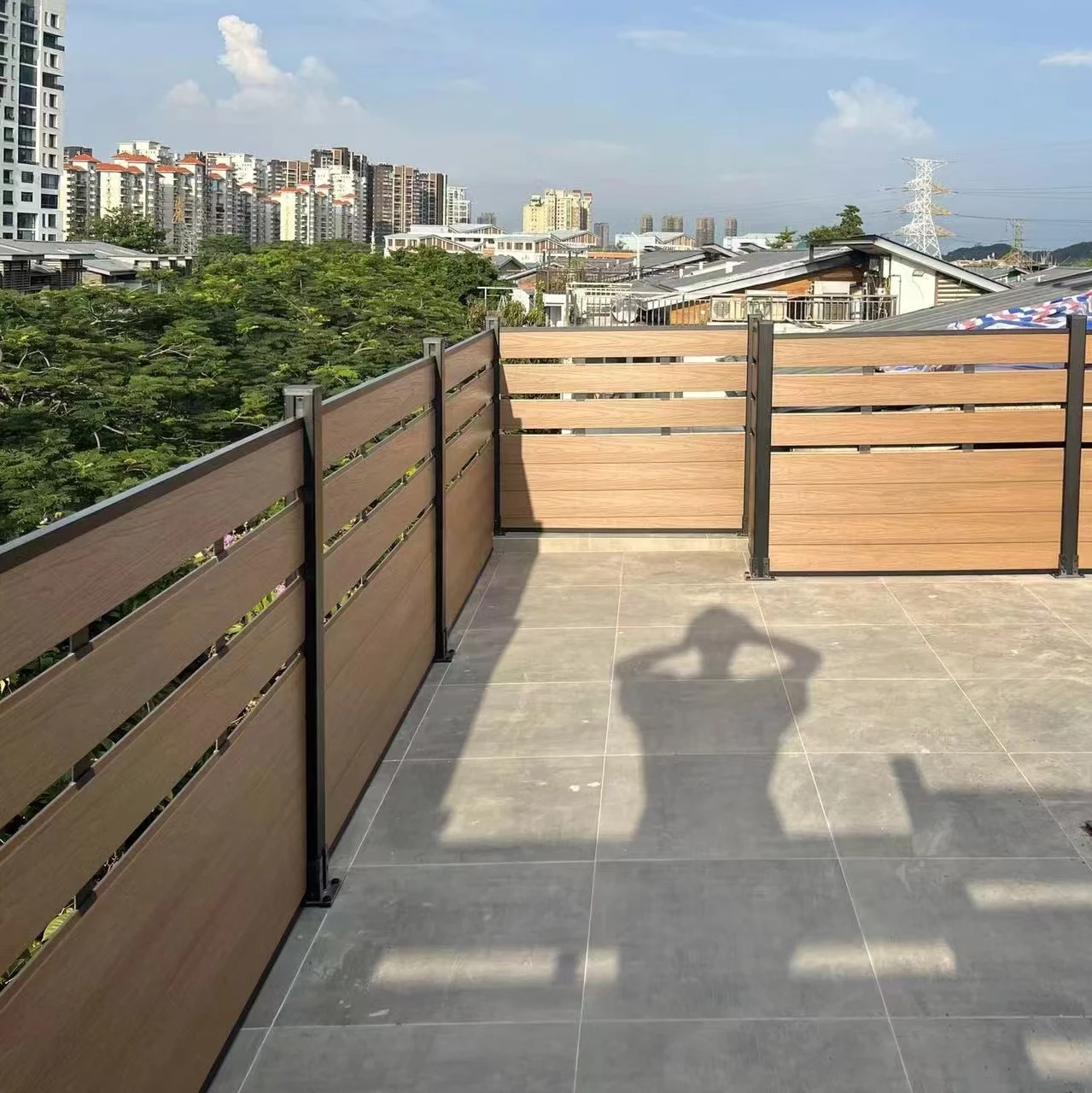 Simple Installation Plastic-Wood Fence Metal Frame Nature Pressure Treated Wood 3D Modeling Outdoor Fence Hardware Accessories