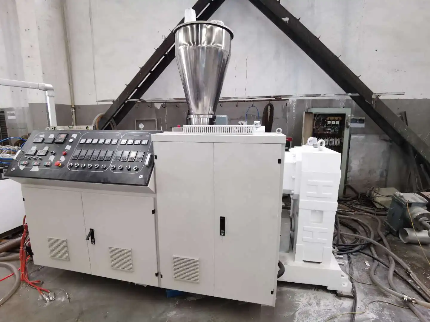 MIDTECH Wood Plastic Composite WPC Decking Profile Extrusion Line with PVC Profile Extruder Machine