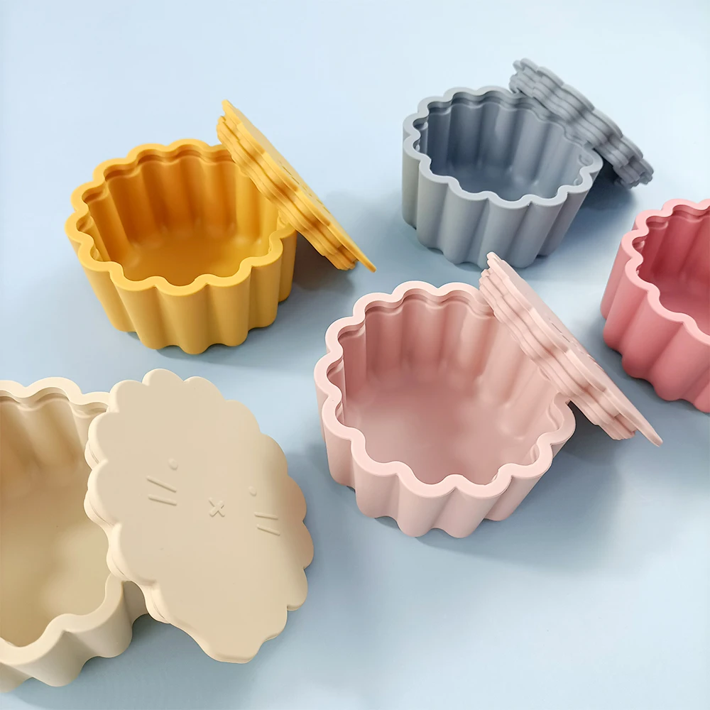 Food Grade Silicone Box Lion Shaped Snack Box Baby Camping Takeaway Food Container Pouch Tableware Box Bowl