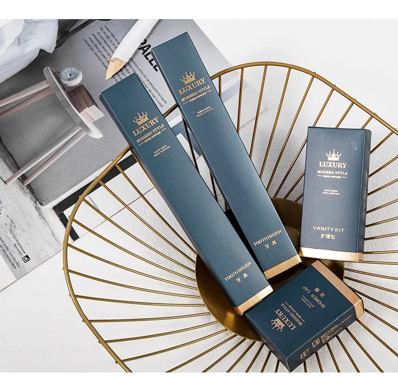 Custom high quality hotel mini soap and shampoo and comb toothbrush guest amenity kit disposable bathroom amenity kit for hotel