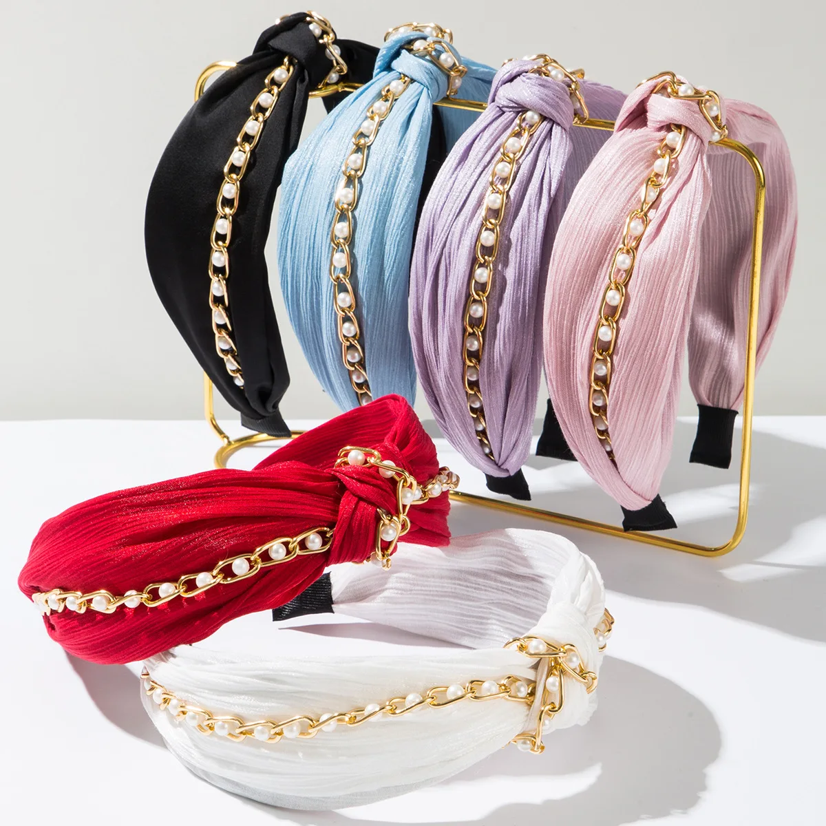 Wholesale Trendy Ladies Elegant And Luxurious Pearl Metal Chain With Wide Edge Decoration Hair Band Silk Headband