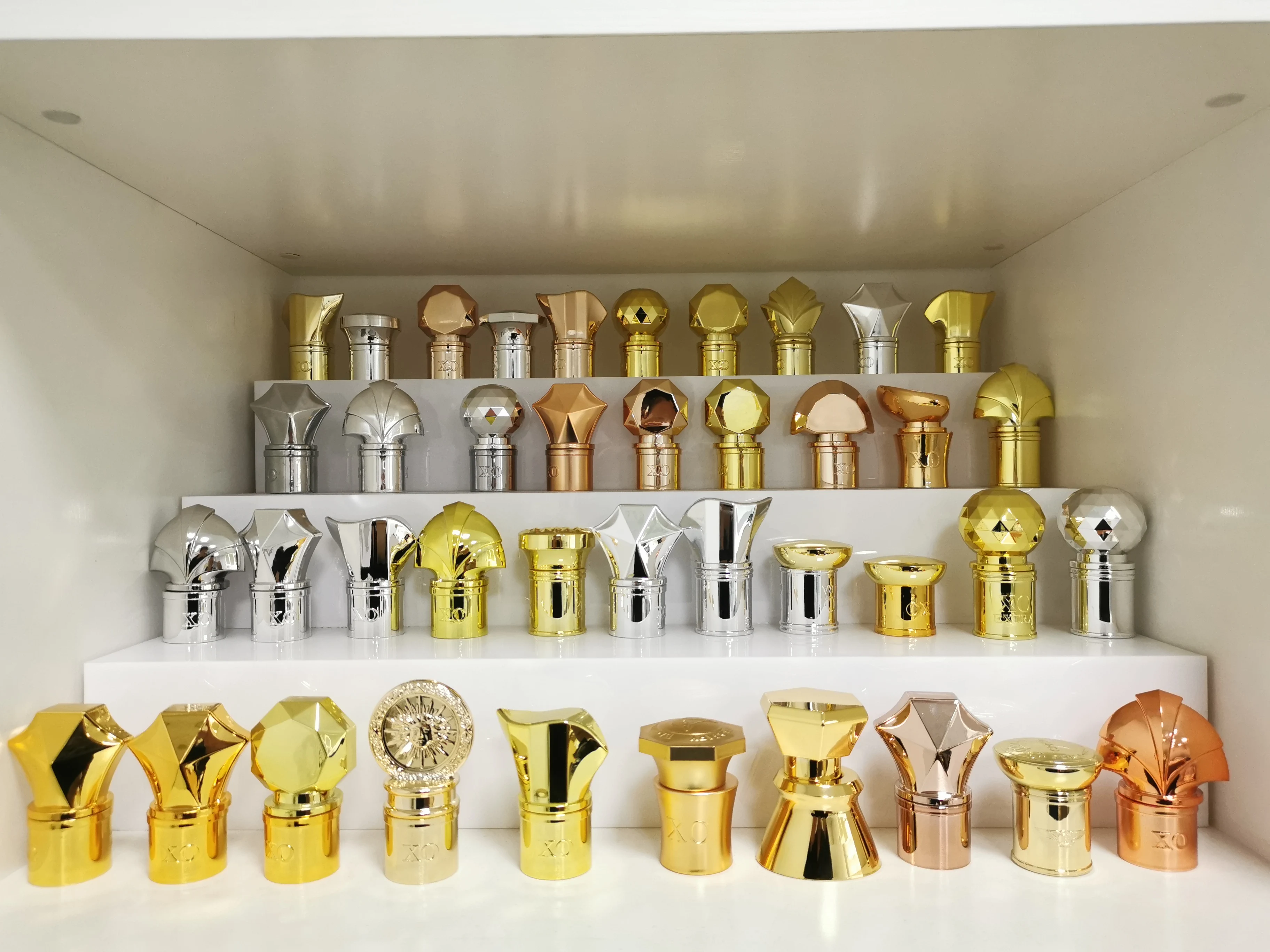 Luxury Plastic Cork Stopper with ABS Material for Glass Bottles Glass Bottle Cap by Glassbottle