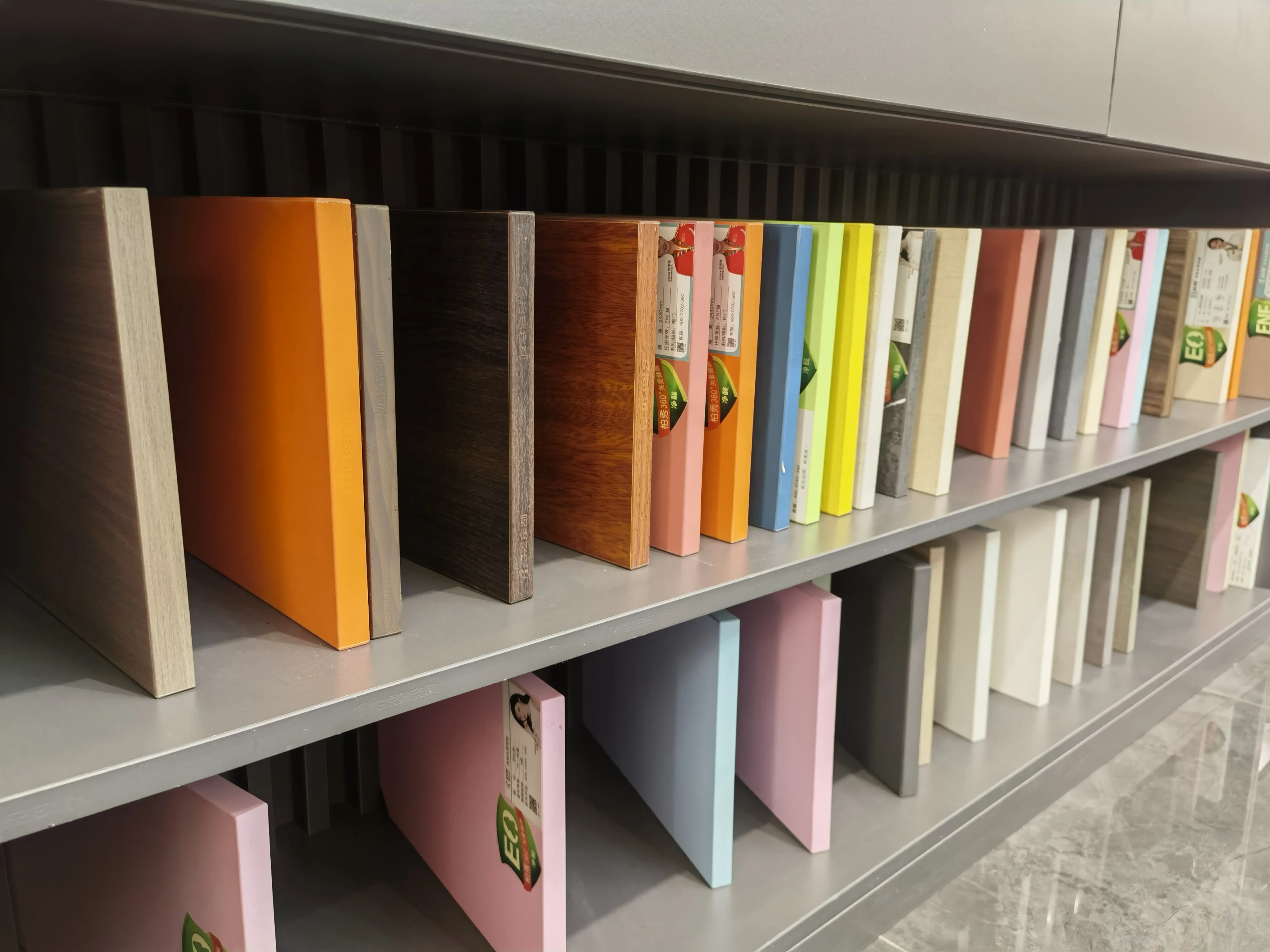 BSD-304 MA Modern Design Black Wood Grain Melamine MDF Board Moisture-Proof for Furniture Use