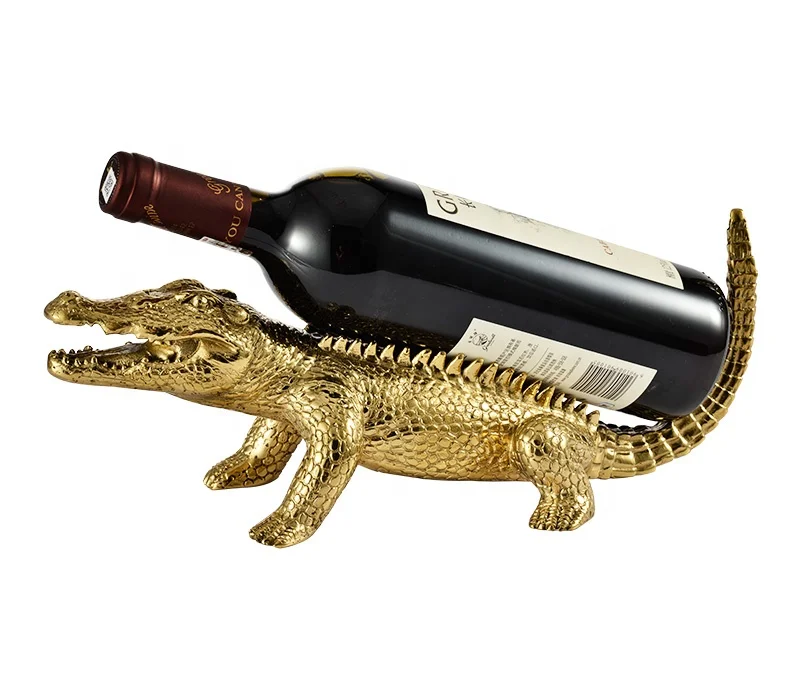 2021 Metal Crafts Creative The crocodile shaped Red wine rack For Table Decoration
