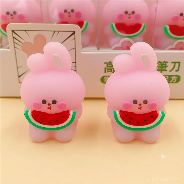 Factory direct supply stationeries and school supplies creative cute rabbit shaped silicone desk organiser pencil sharpener
