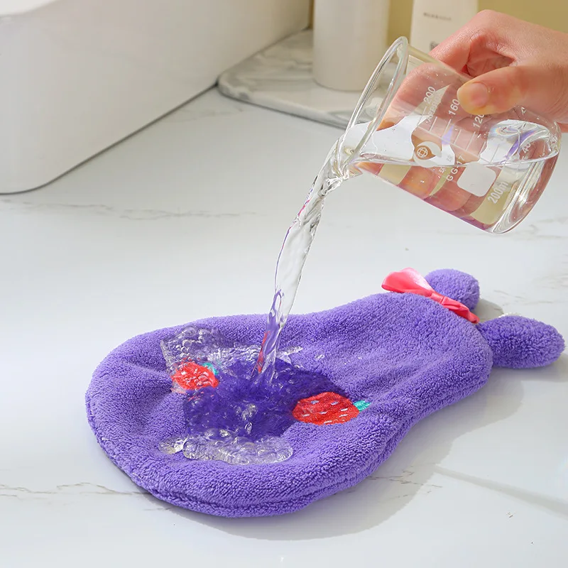 Strawberry rabbit shadow pendable coral velvet towel cartoon embroidery absorbent kitchen clean hand towel small