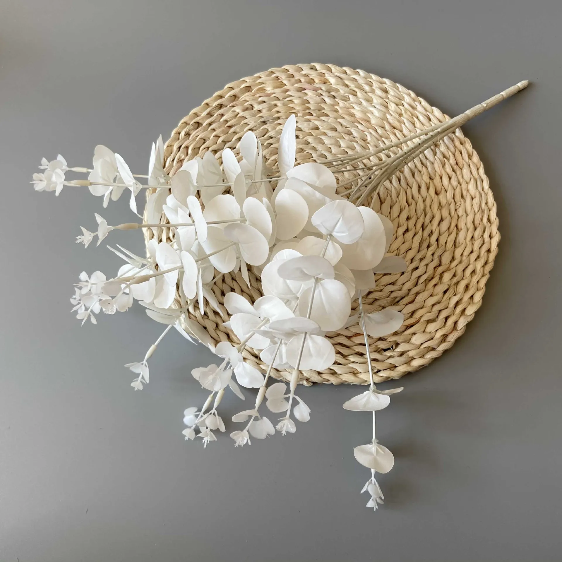 High Quality Fabric Faux Eucalyptus Grass Branches Leaves Artificial Greenery