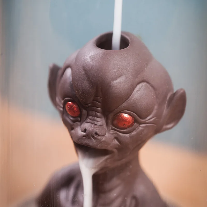 Hot Sale Ceramic Aromatherapy Burning Smoke Waterfall Incense Holder Backflow Incense Burner