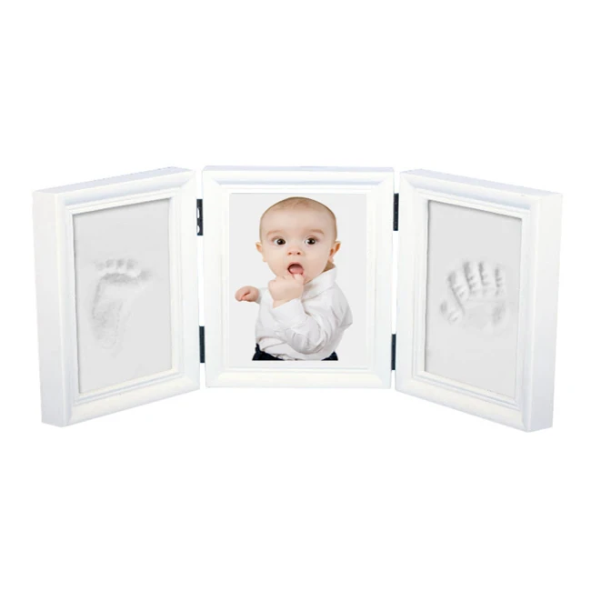 Design 3 pictures frame with safe clay newborn baby foot and hand print Hinged folding triple photo frames Mothers Day gifts
