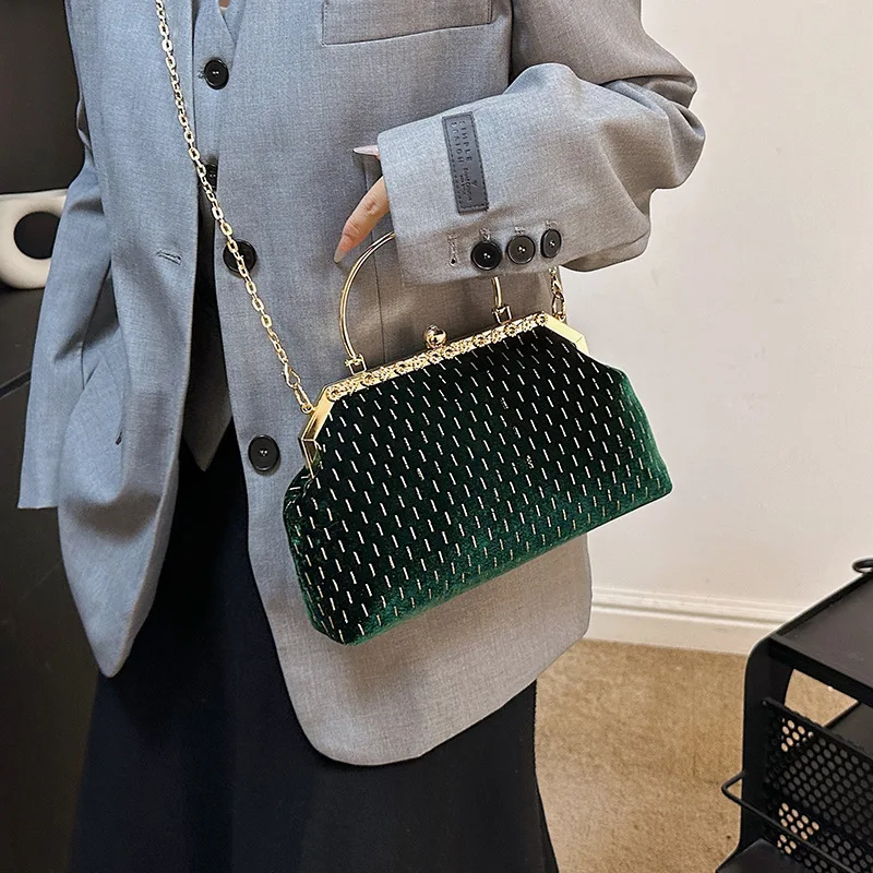 Ladies small clutch purse for evening party clip closure handbags for lady elegant shoulder bags for women