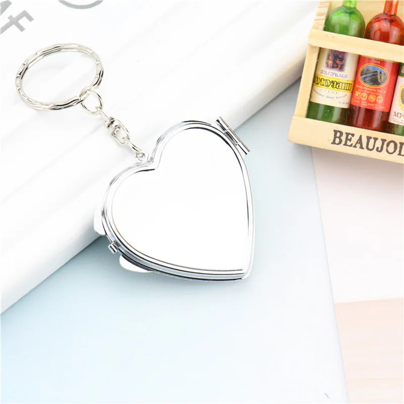 Wedding Gift Custom Metal Love Keychain Heart Shaped Compact Travel Pocket Mirror Compact Makeup Mirror Keychain for Women