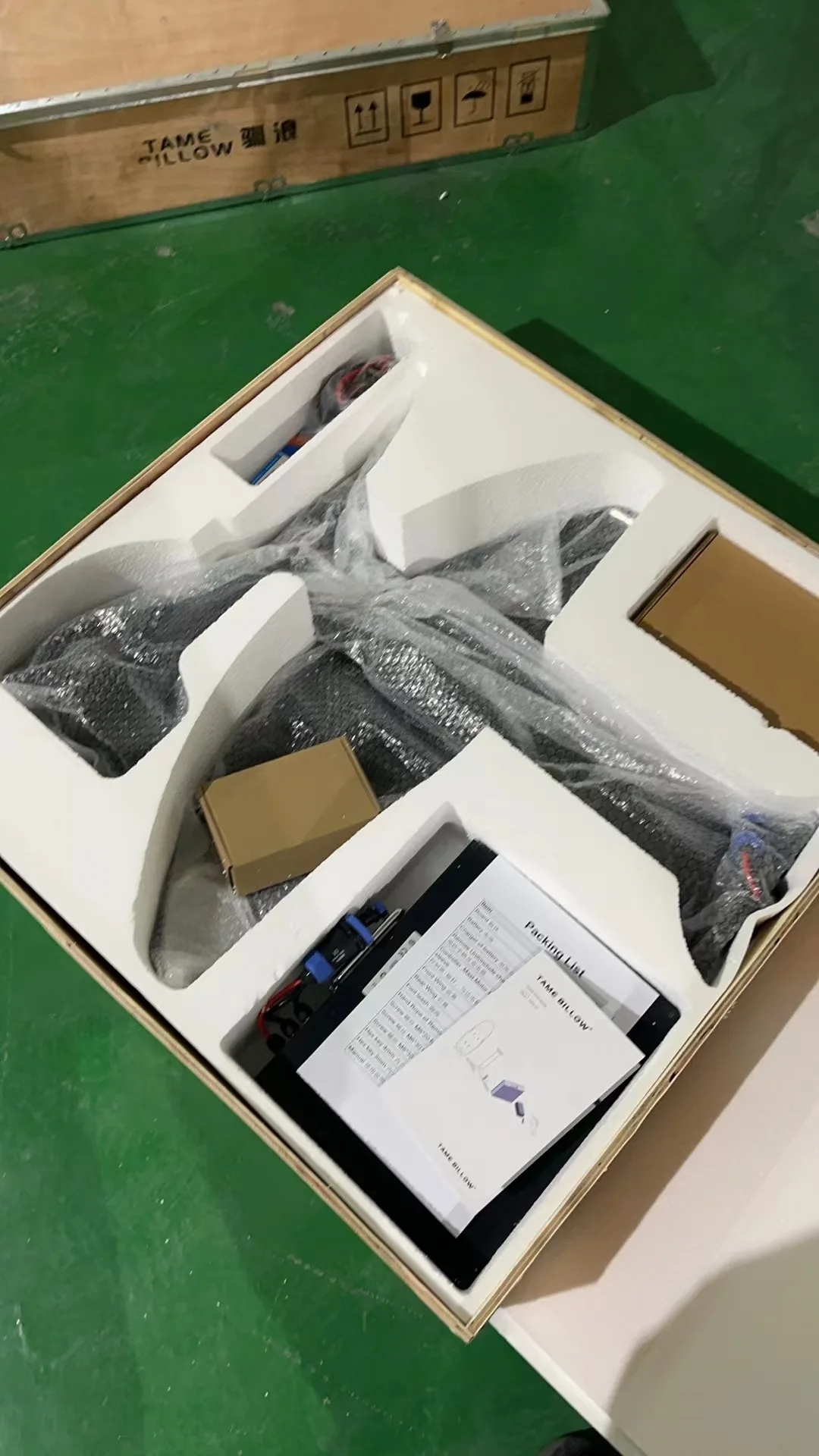 BESTEVE Unisex Carbon Fiber Hydrofoil Surfboard High Quality Electric Jet Foil+Board for Ocean Waters Sports Customizable Kayak