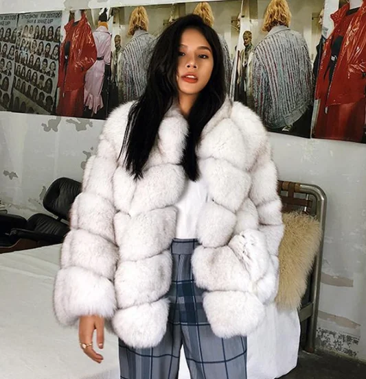 
Large Sizes Elegant Faux Fur Coat Jacket Women New Styles Thick Winter Outerwear Imitation Ladies Fox Fur Jackets Coats 