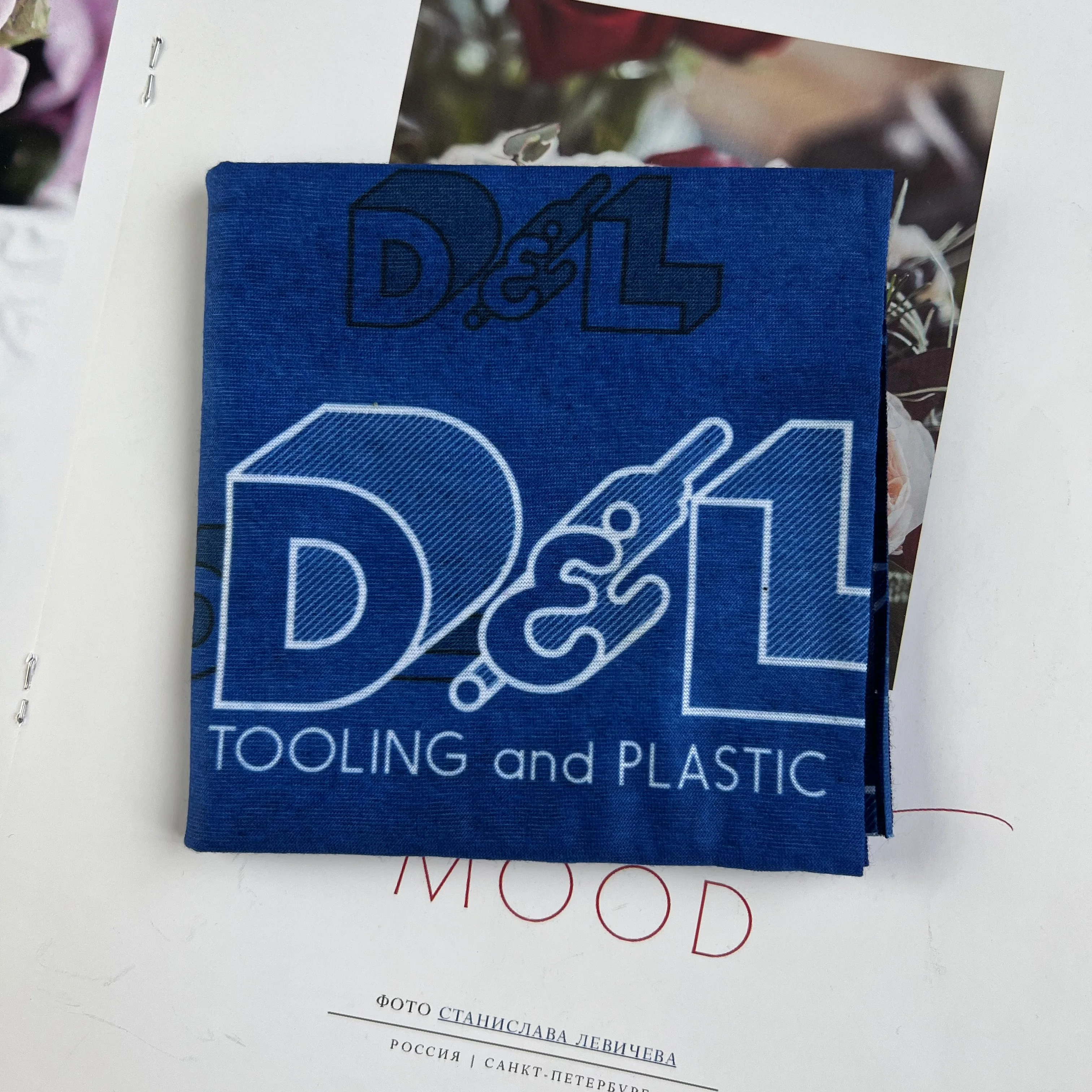 Customized Breathable seamless Bandana Neck Gaiter Face Mask UV Protection Balaclava Headband Sport Scarf