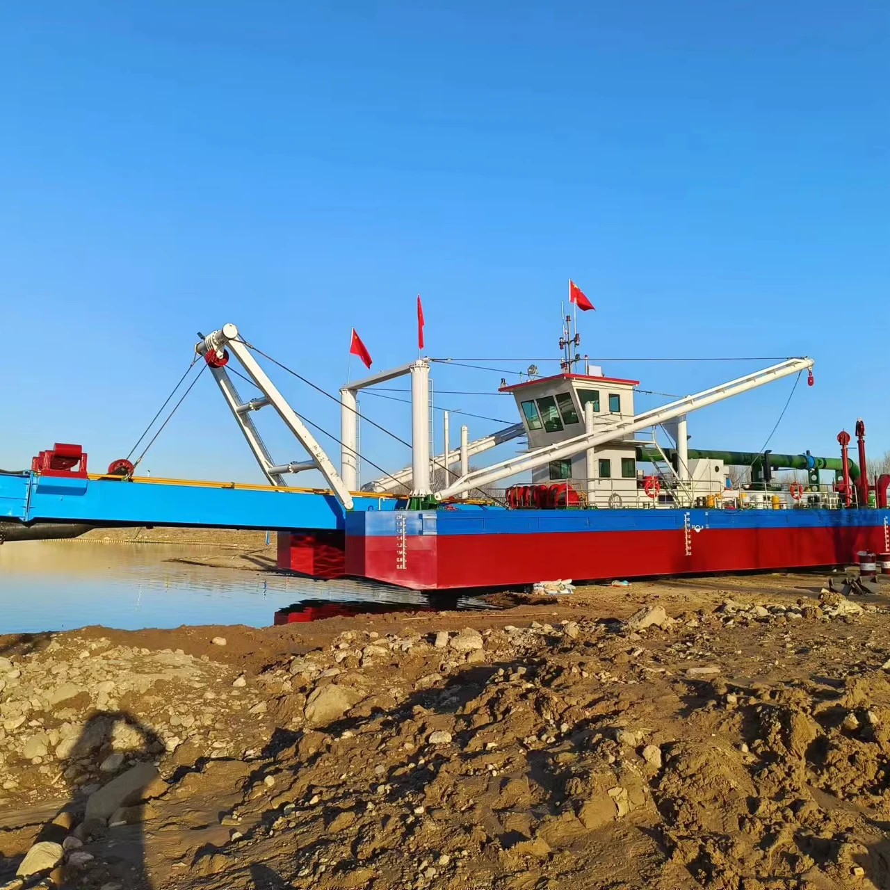 Efficient Used Cutter Suction Dredger with Strong Pump Motor Bucket Dredging Construction Diesel Electric Power Source