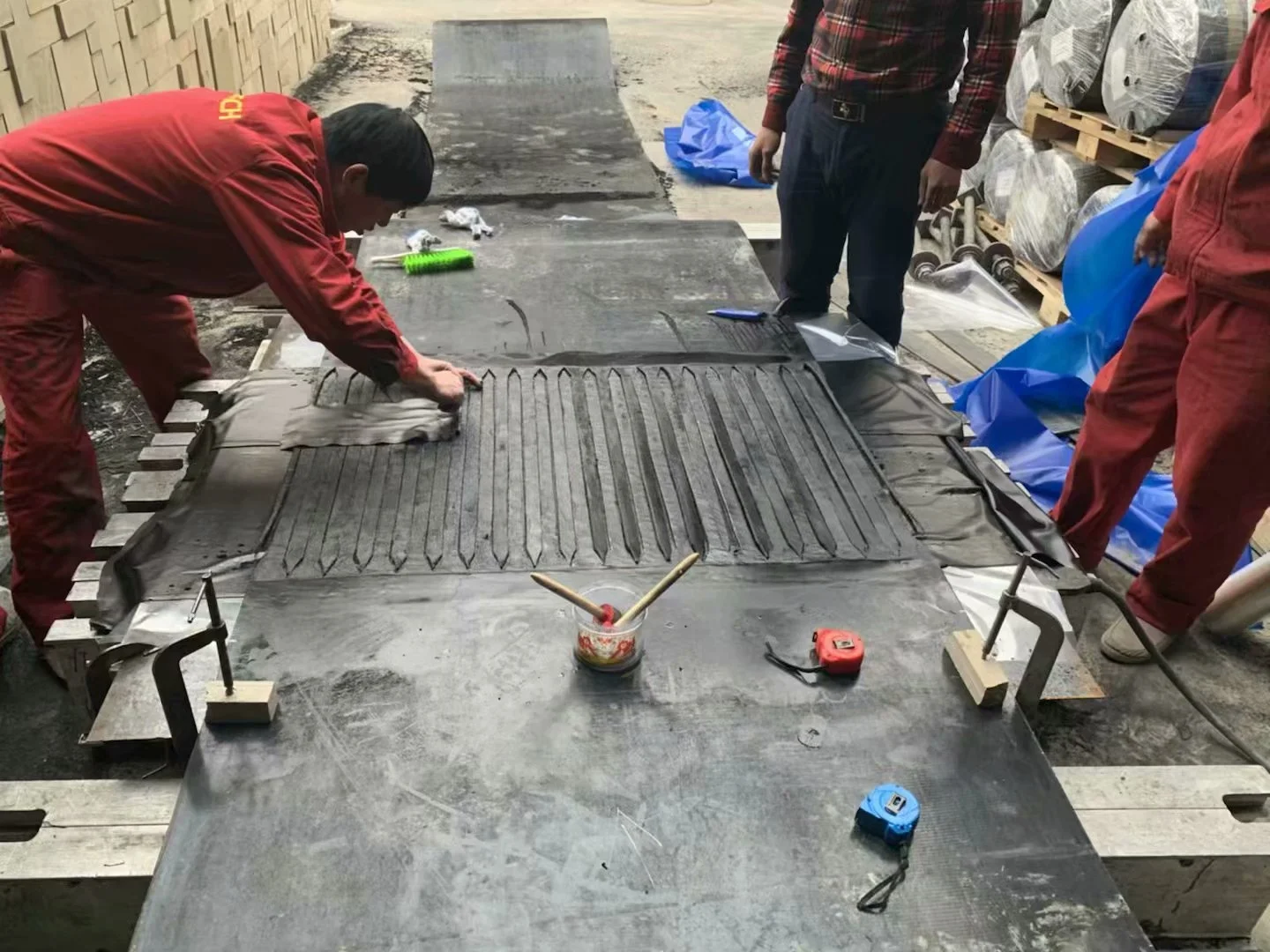 Pvc conveyor belt hot vulcanizing press jointing machine