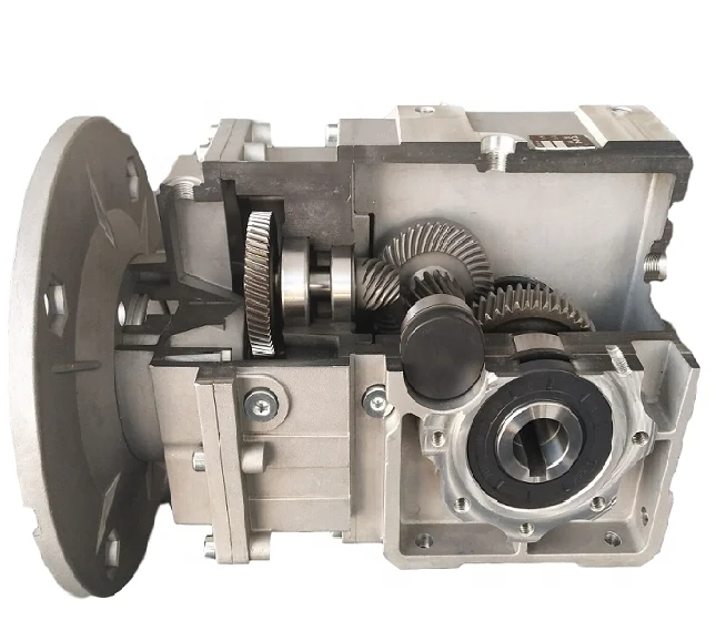Hypoid helical gear speed reducer