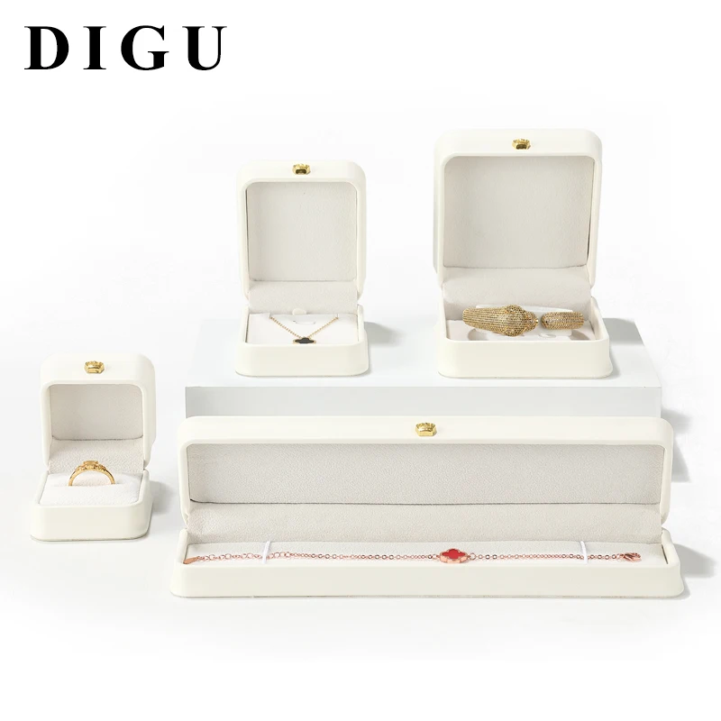 DIGU Custom Wholesale Luxury Women Engagement Button Bangle Cajas Pendant Multiple Color Ring Pu Leather Packaging Jewellery Box