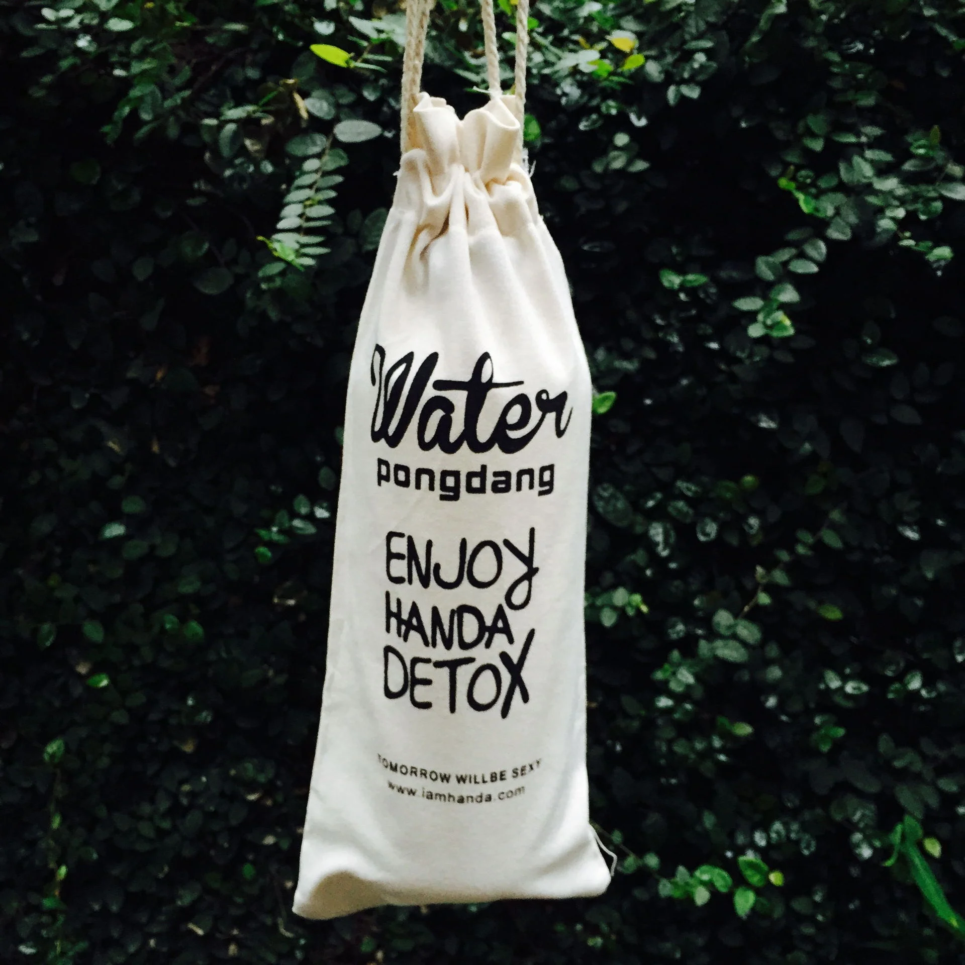 
Mini moq custom cheaper promotional gift cosmetic packaging makeup custom private label muslin line cotton drawstring bag 