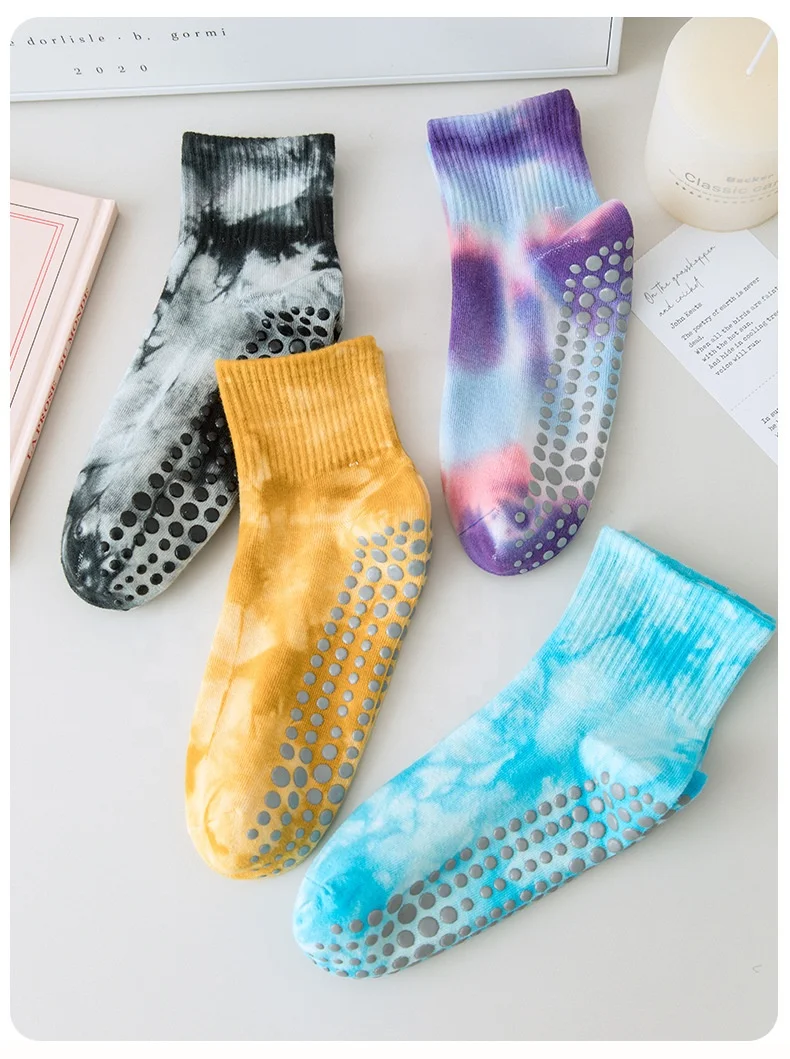 Women Non Slip Grip Yoga Cotton Socks Tie Dyed Colorful Short Ankle Socks Anti Slip Sport Fitness Spring Wear Low Cut Socks