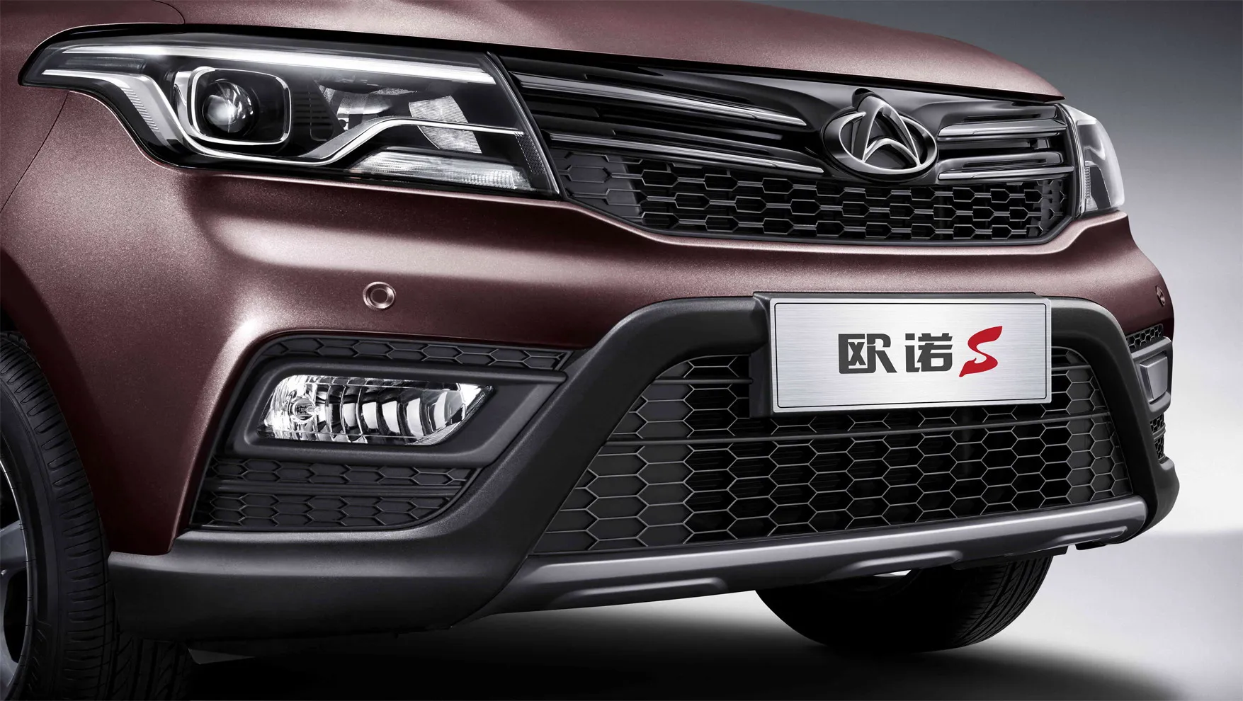 2024 Four-Wheel Drive Luxury Edition 5-door 7-seat MPV Car for Brand Changan Honor S Gasoline Car