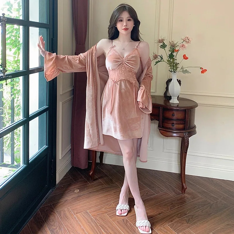 Oem Wholesale Women Sleepwear Sets Silk Pajamas Nightgown Satin Nightdress Sleepwear Sets