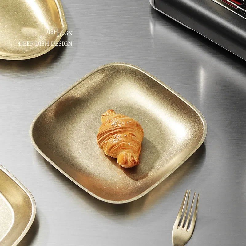 Factory Wholesale Retro Golden Style Luxury Stainless Steel Deepened Gold Snowflake Oval Plates for Hotel Restaurant Kitchen