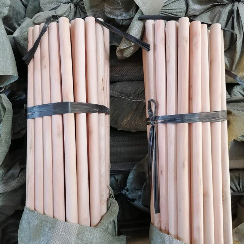 chinese hot sale round taper natural wood handle garden tool of shovel