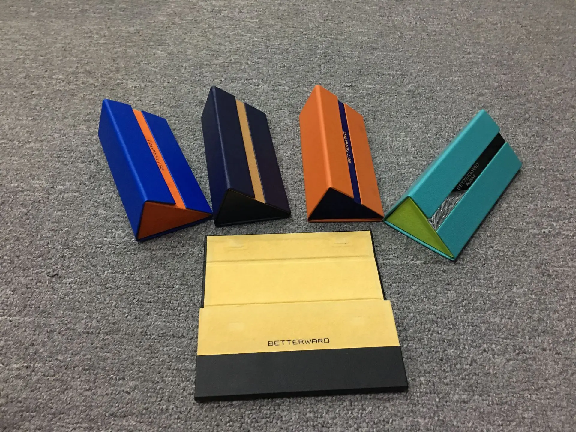 Hot Selling Custom Logo Sunglass Case Folding Glasses Case Eye Wear Packaging Box