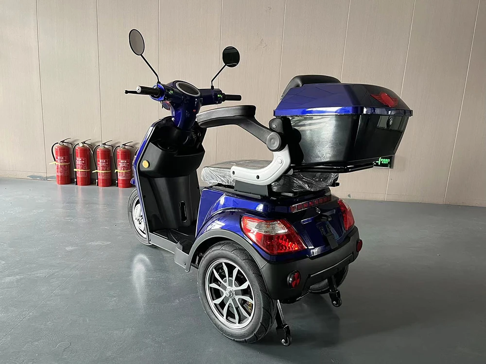 Model XWS-3 CE 500w 1000w CE EEC certificate Electric Mobility Scooter 48V 20AH Lead Acid Battery for old or disabled people