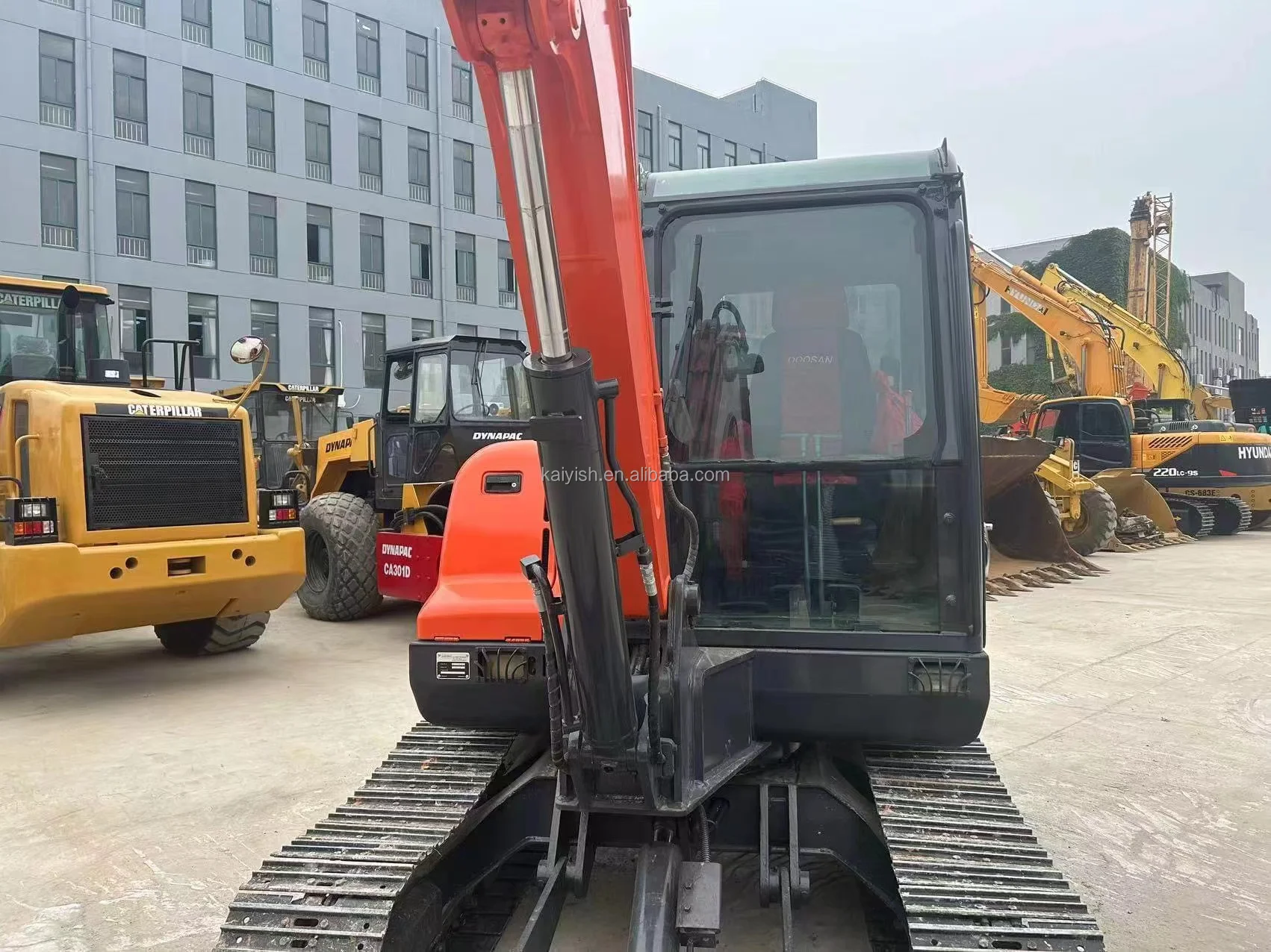 Хорошая цена dx60 dx80 dx90 б/у Doosan Korea DX60-9C 6 т 7 8 9 в наличии почти новый экскаватор