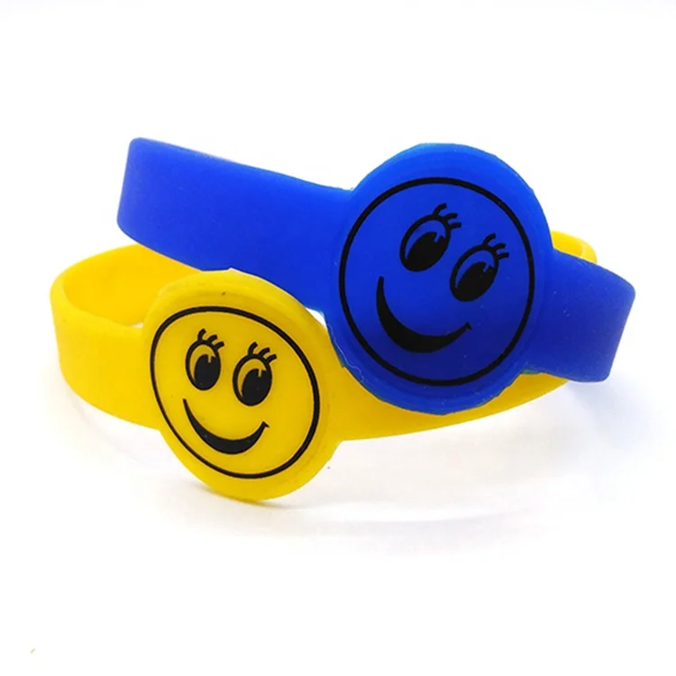 Smiling Face Silicone Wristbands / Watch Rubber Anibracelets Wrist Bands Kids Gifts Silicone Armbands