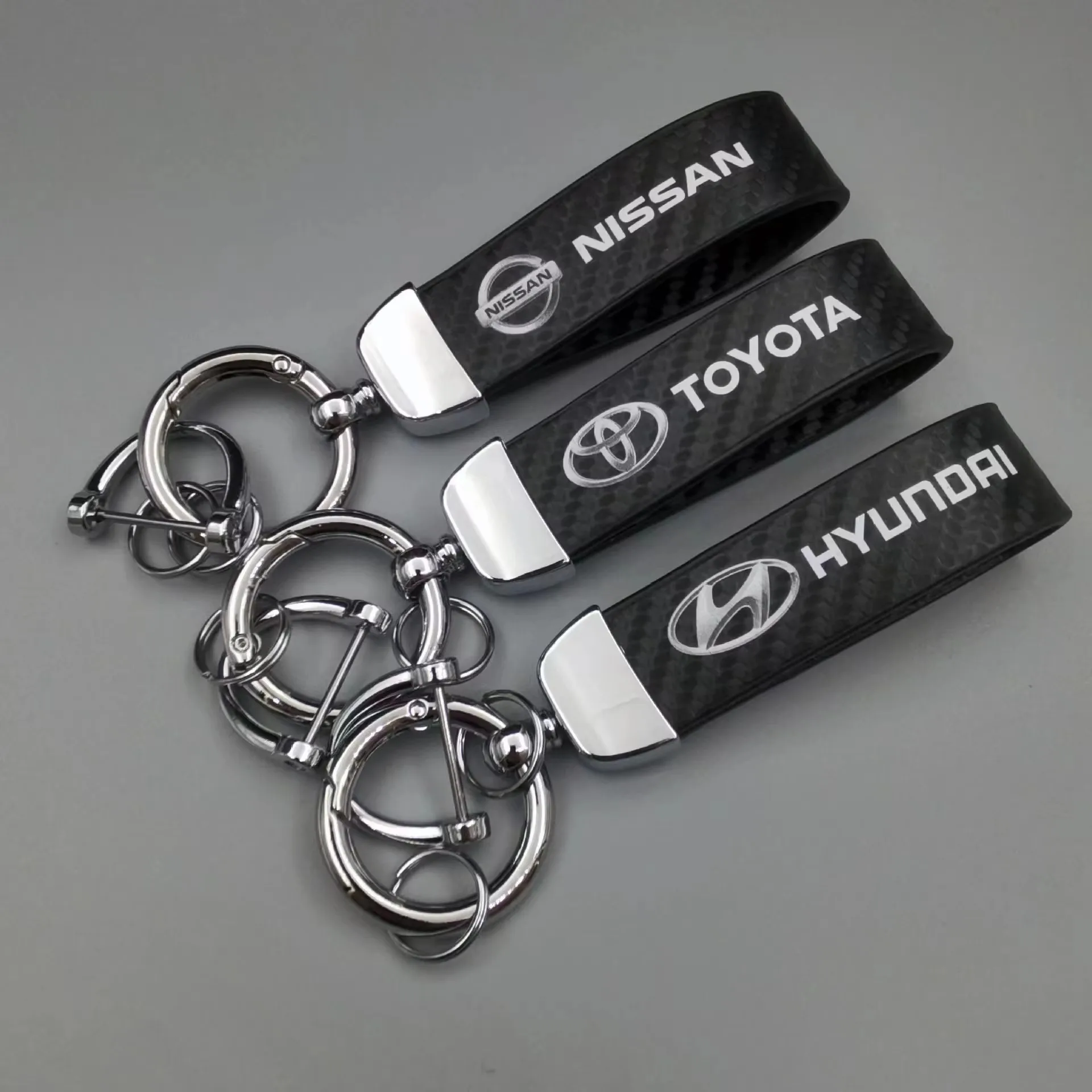 Audi BMW custom Laser logo leather keychains for cars carbon fiber Universal keychain for Promotion Gift Car Logo Keychain