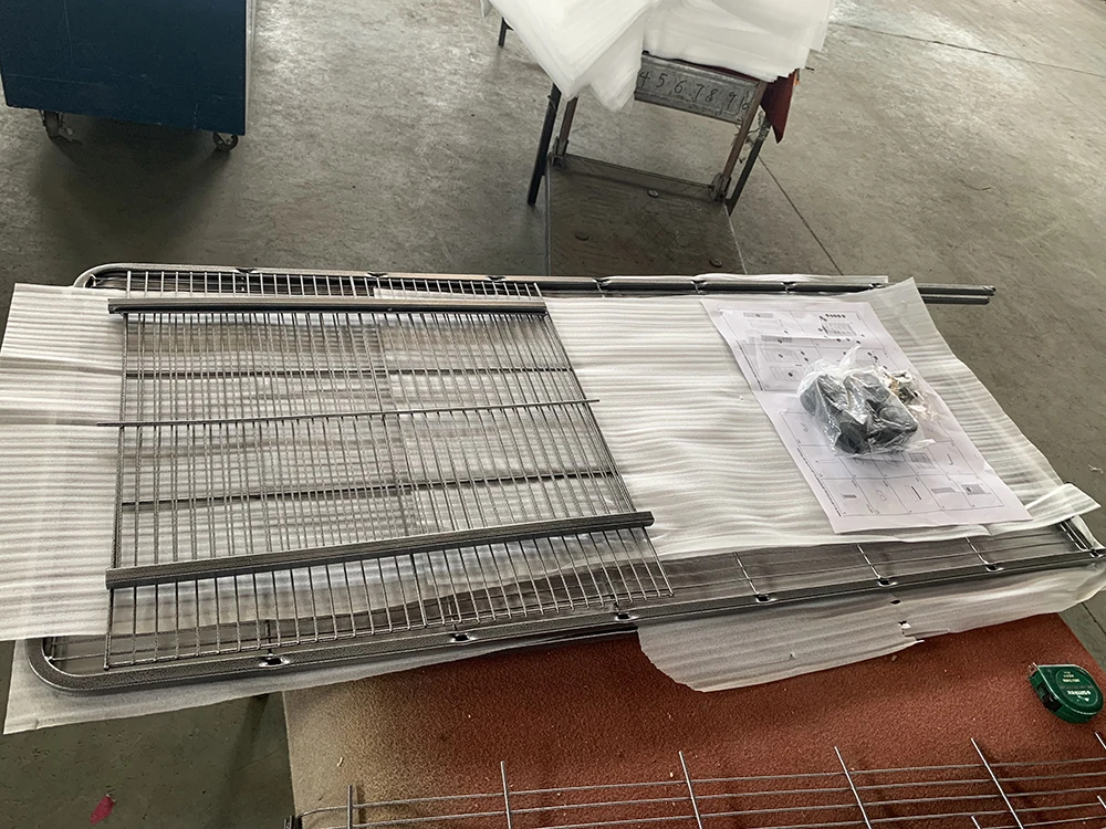 4 wheels Black Metal Wire Large Bird Cage Steel Wire Moving Bird Rabbit Parrot Rest Cage without roof