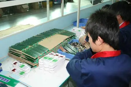 Hot Sale CHUNHOP E-L905 Universal TV Remote Control Remote Controller for LED LCD HDTV 3DTV