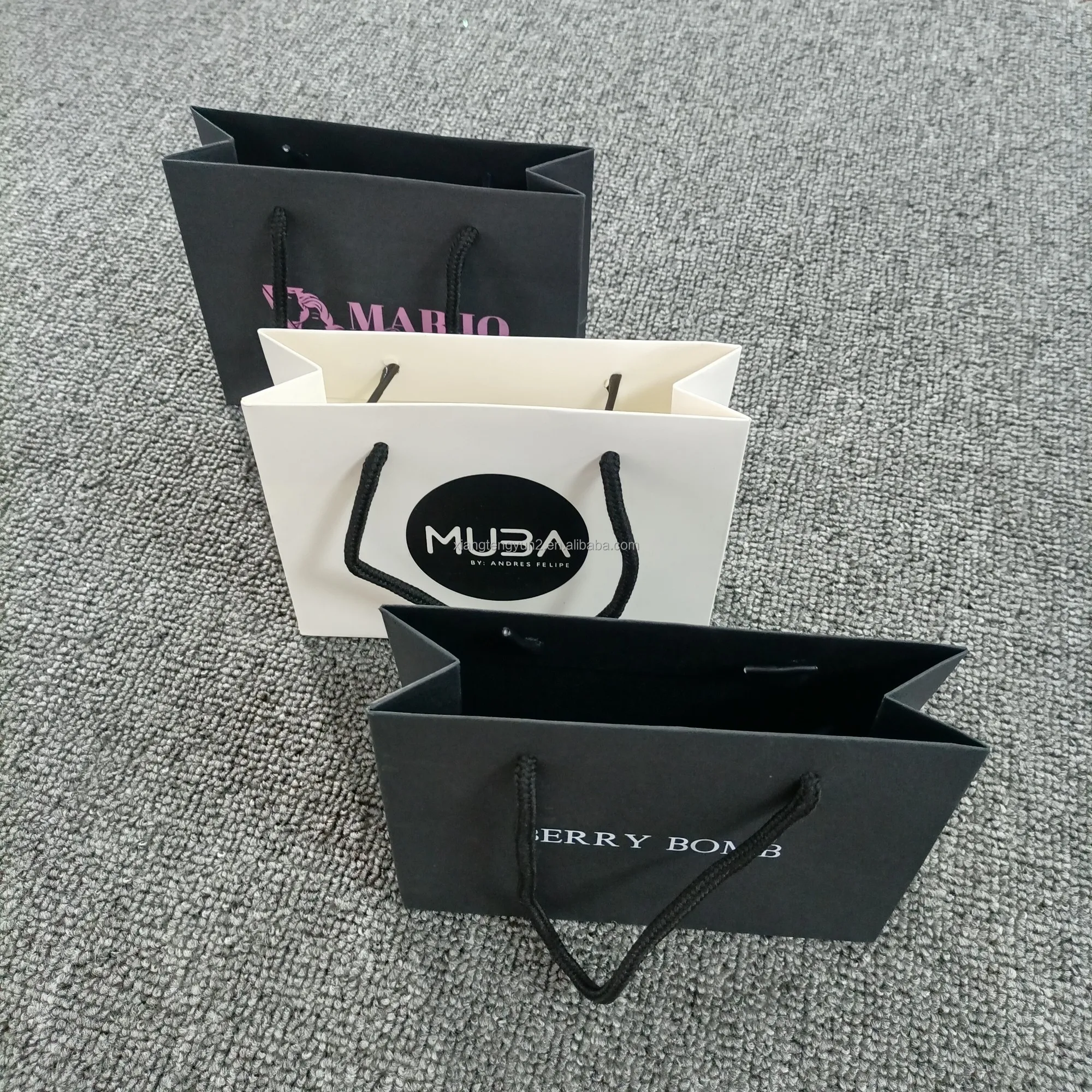 Custom Printed Your Own Logo cardboard packaging White Brown Kraft Gift Craft Shopping Paper Bag With Handles