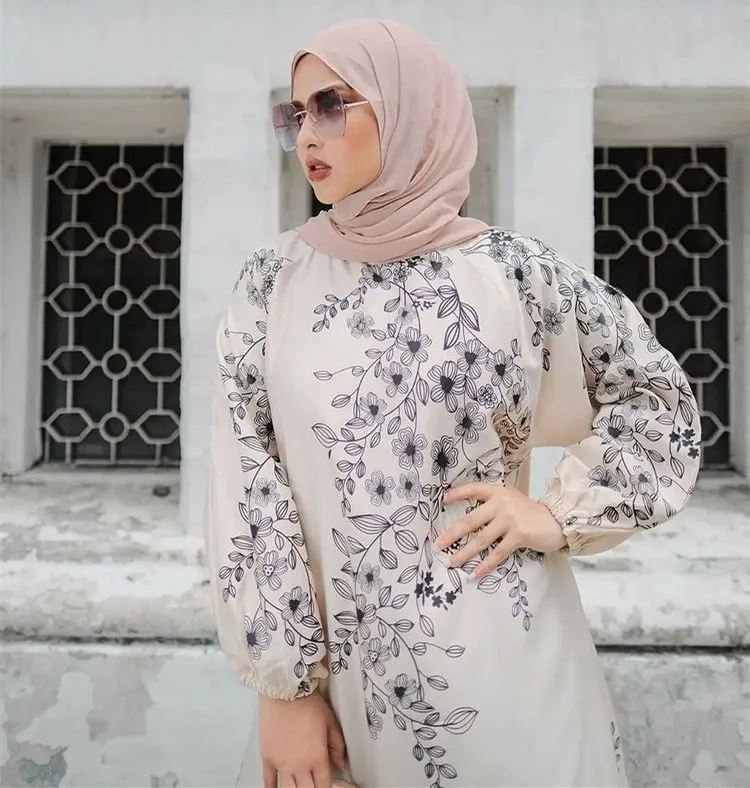 Luxury Dubai Tutkish Black Traditional Jibab Arab Silk Muslim Moroccan Kaftan Muslim Abaya For Women Daily Life