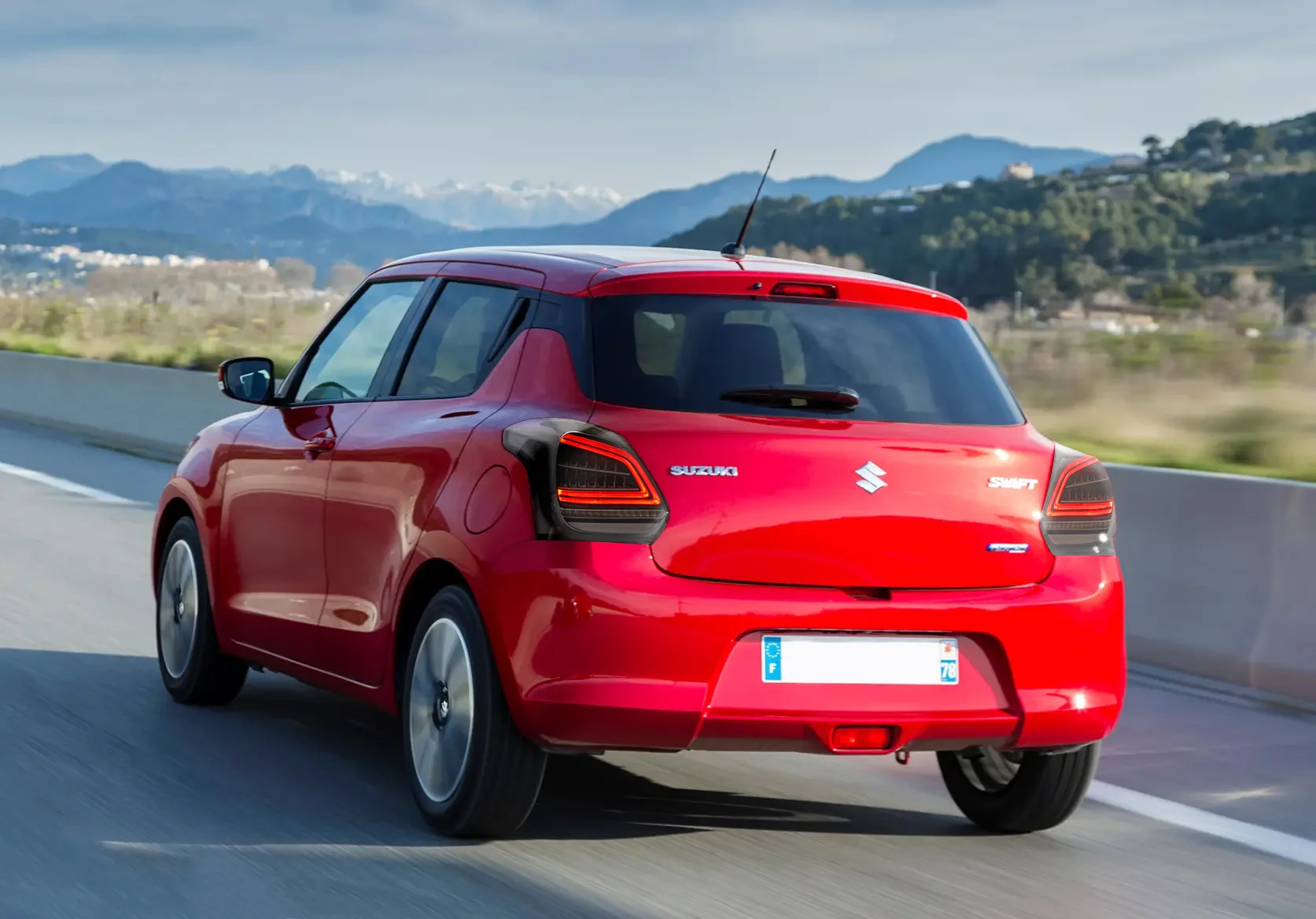 Оптовая продажа завод VLAND для сборки автомобиля задний фонарь Swift full LED 2017-UP с движущимся поворотником suzuki