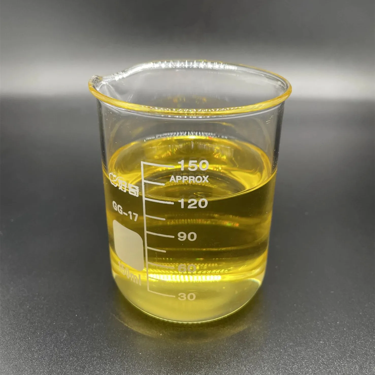 High quality Ethyl oleate oil CAS 111-62-6 for sale