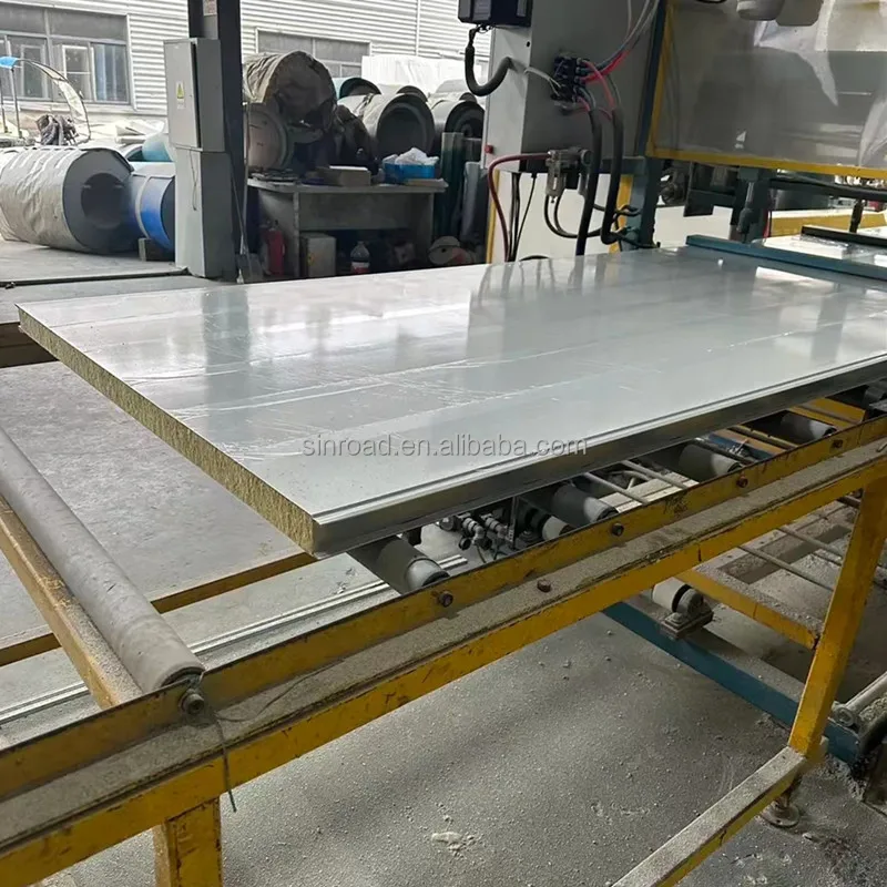 Thermal insulation Fireproof rock wool sandwich panel for roof and wall partition