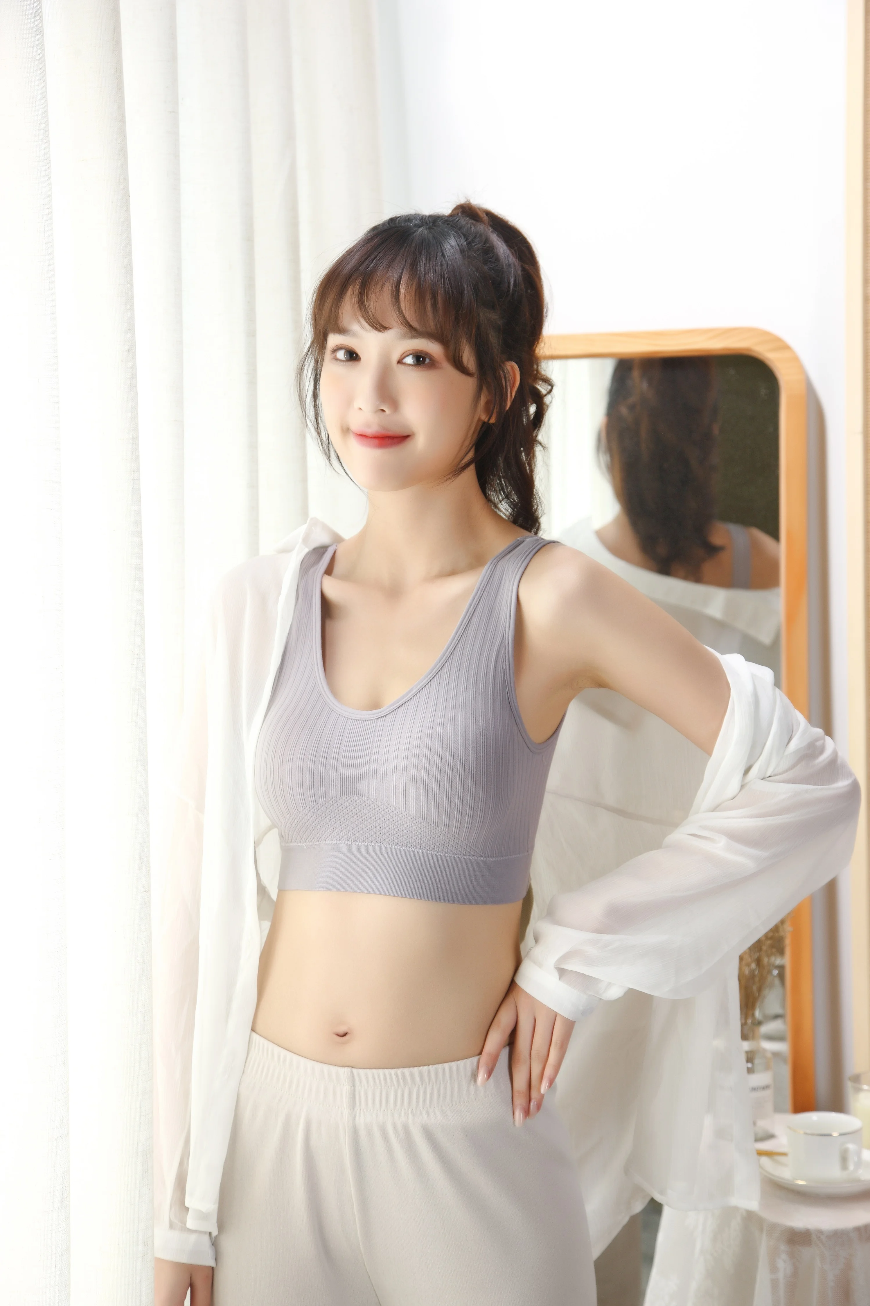 Бюстгальтер женский с U-образной спинкой, эластичный широкий латексный топ в полоску, из Таиланда, спортивный укороченный топ для фитнеса и спортзала