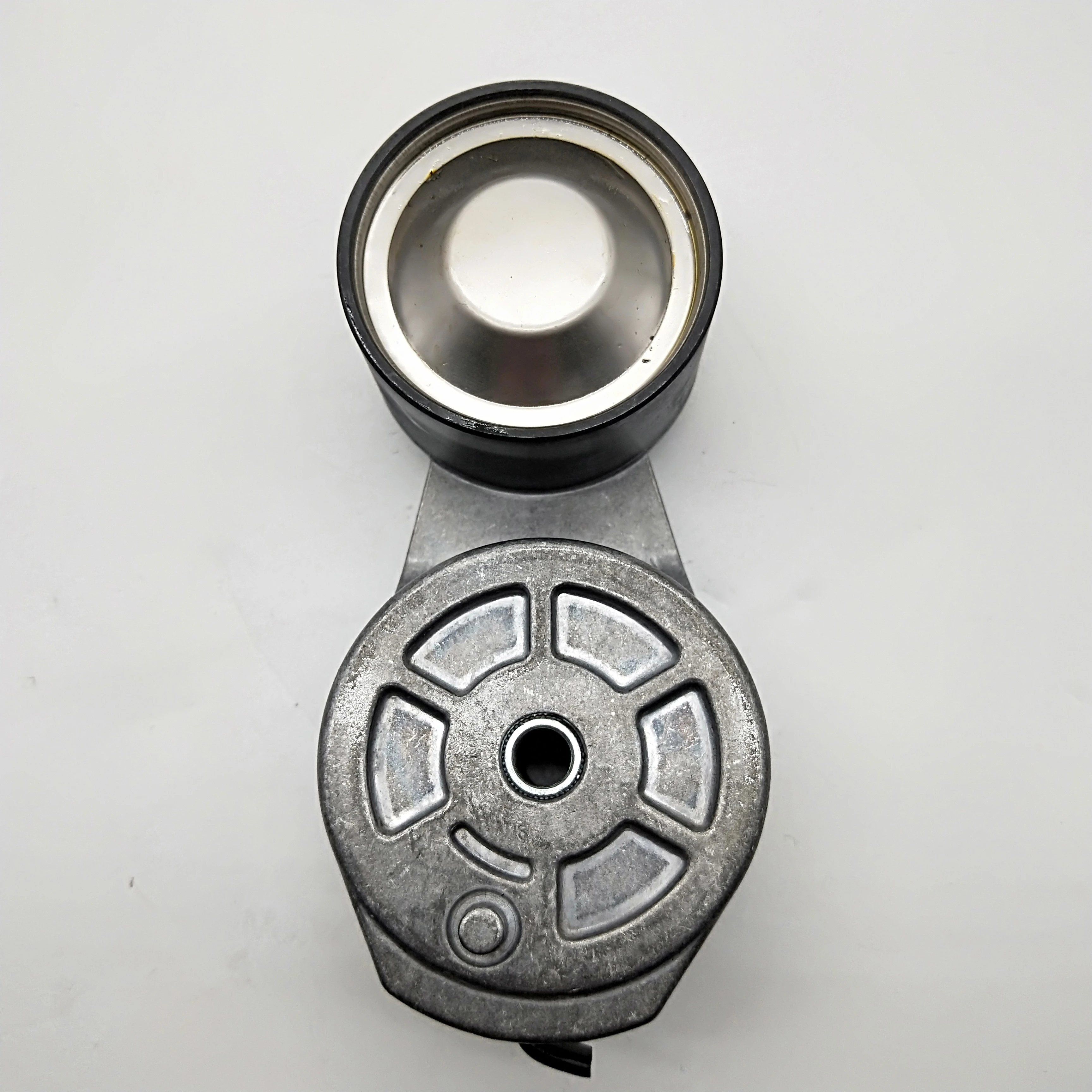 Запчасти для грузовиков Eurocv VOE 20739751 20935521 21422765 APV1151 натяжитель ремня