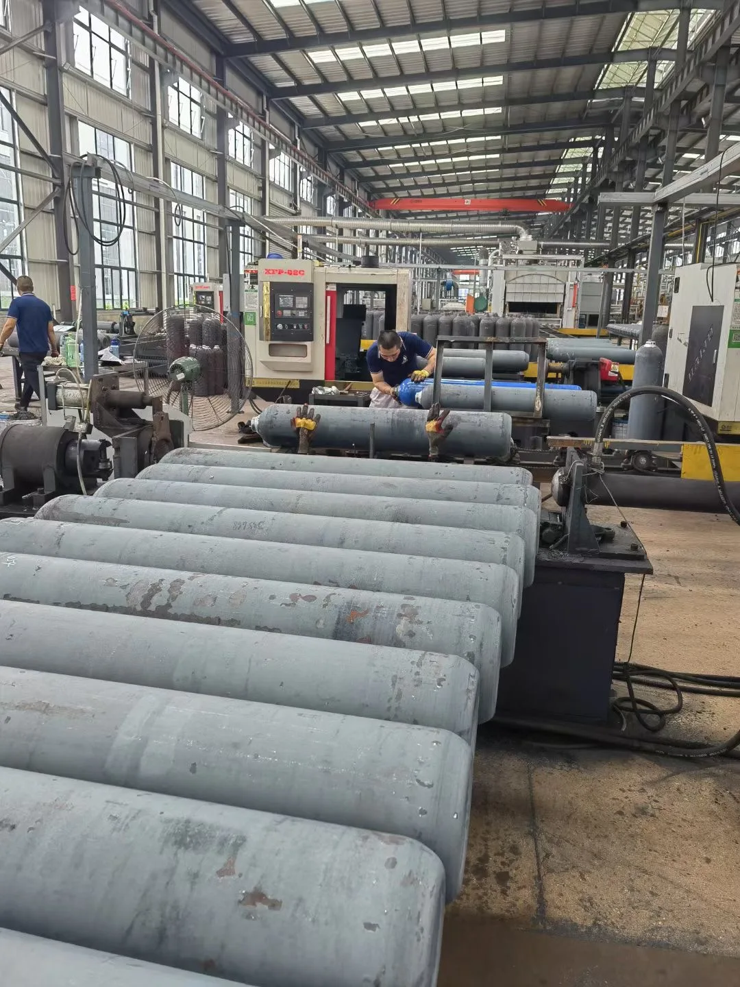 20 л пустые бесшовные стальные Азотные газовые баллоны кислородные СО2 резервуары для гелия с клапаном