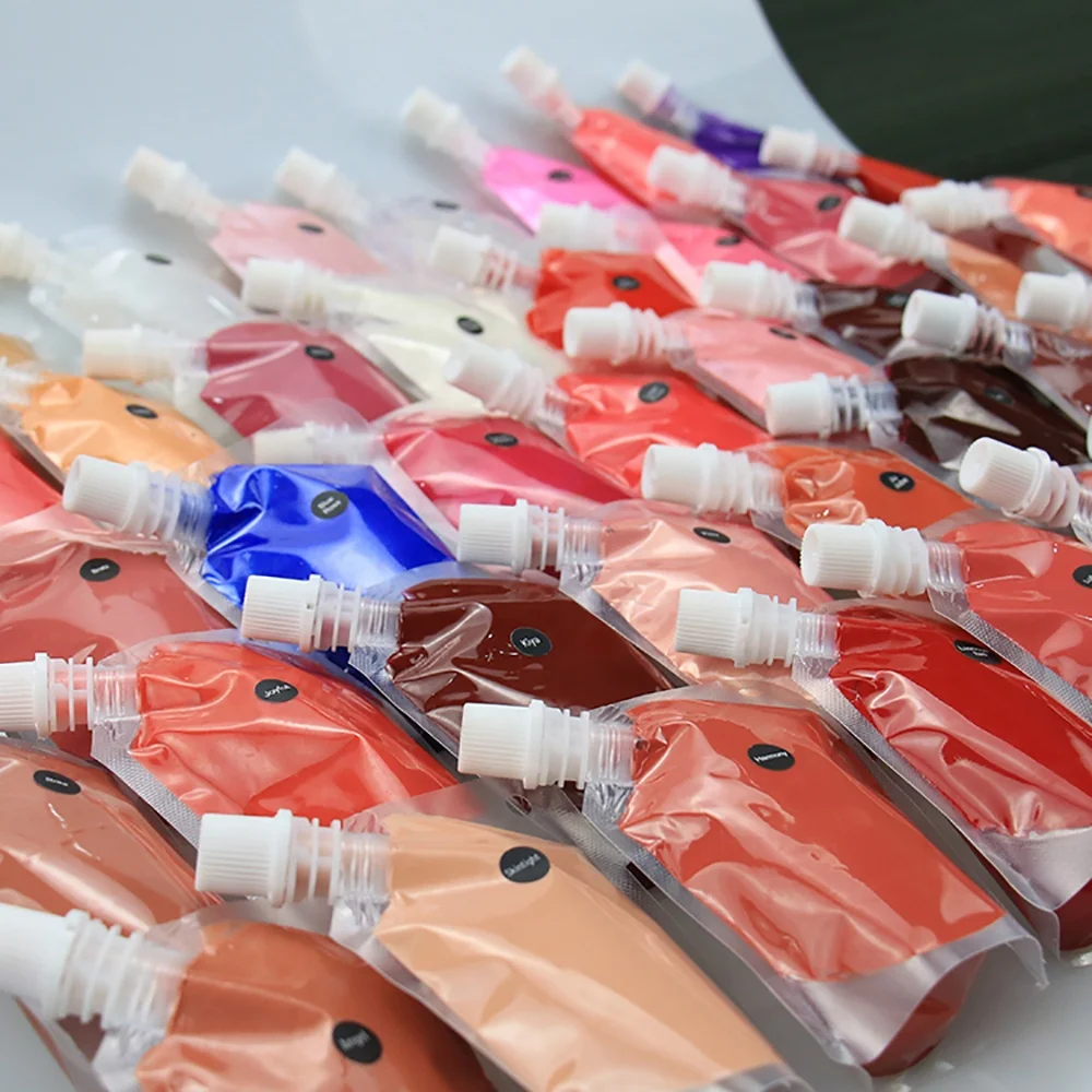 Wholesale Vegan 113 Shades Non-Stick  Lip Gloss Base Bulk Vendor DIY 200ml Shiny Lip Gloss Base