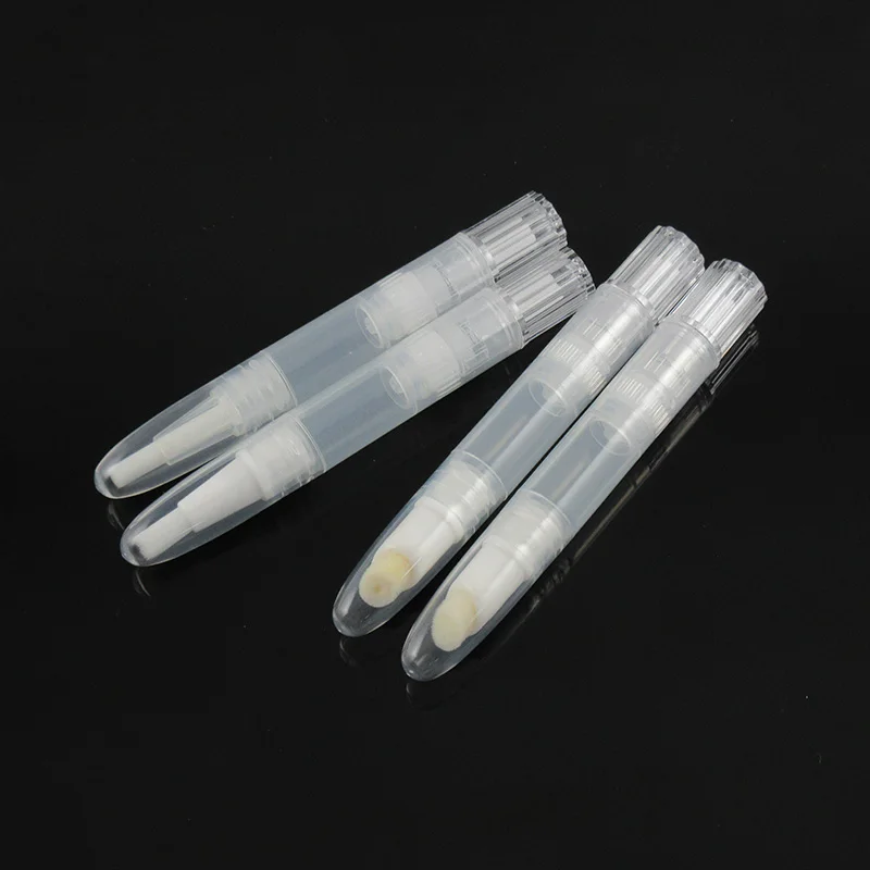 
1.5-7.0ml cosmetic twist pen container for concealer empty lip gloss twist design pen package with brush tip 