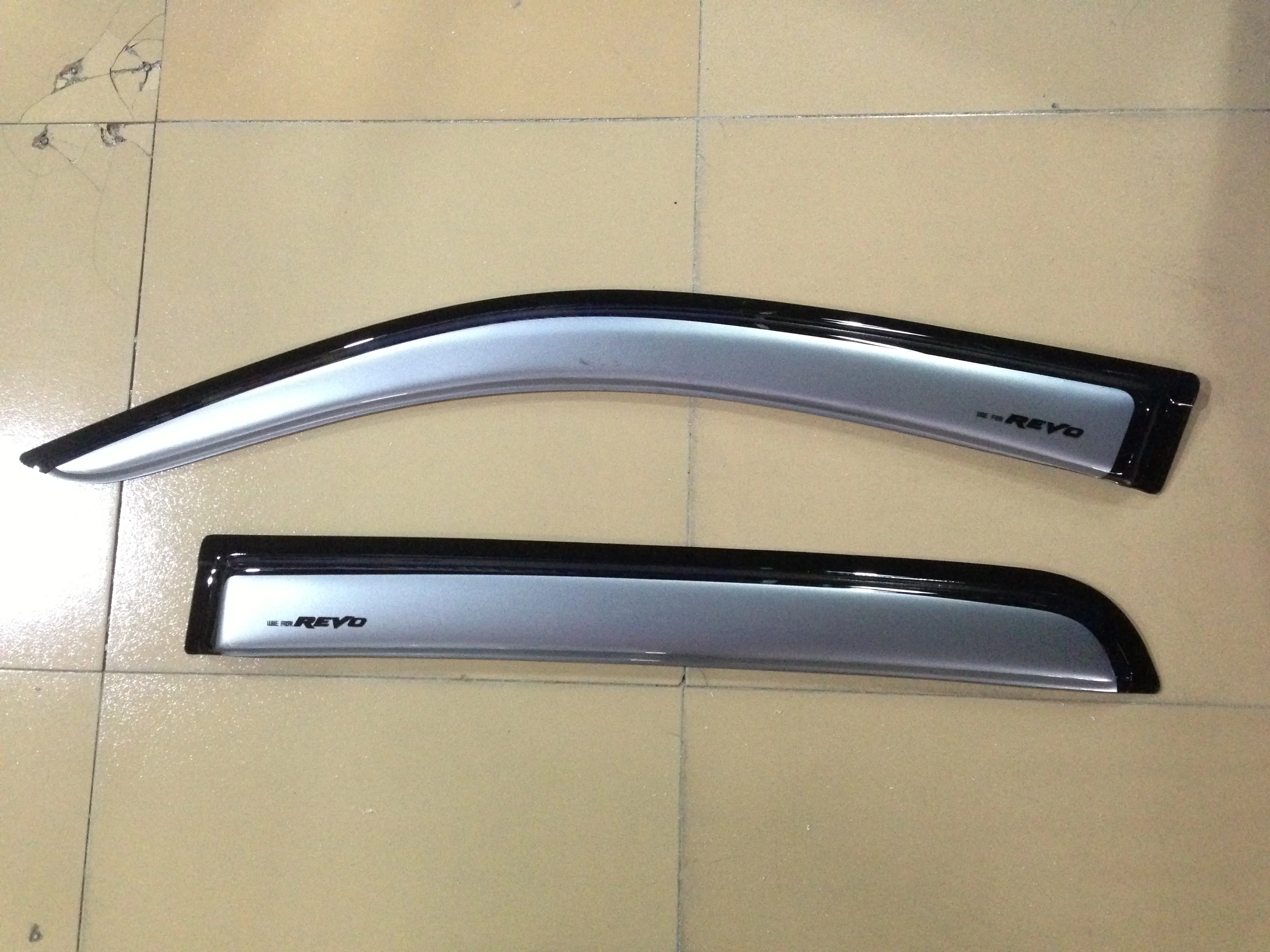 Factory Car Other Exterior Accessories Wind Rain Sun Visor Window Deflectors for Hilux Revo Vigo