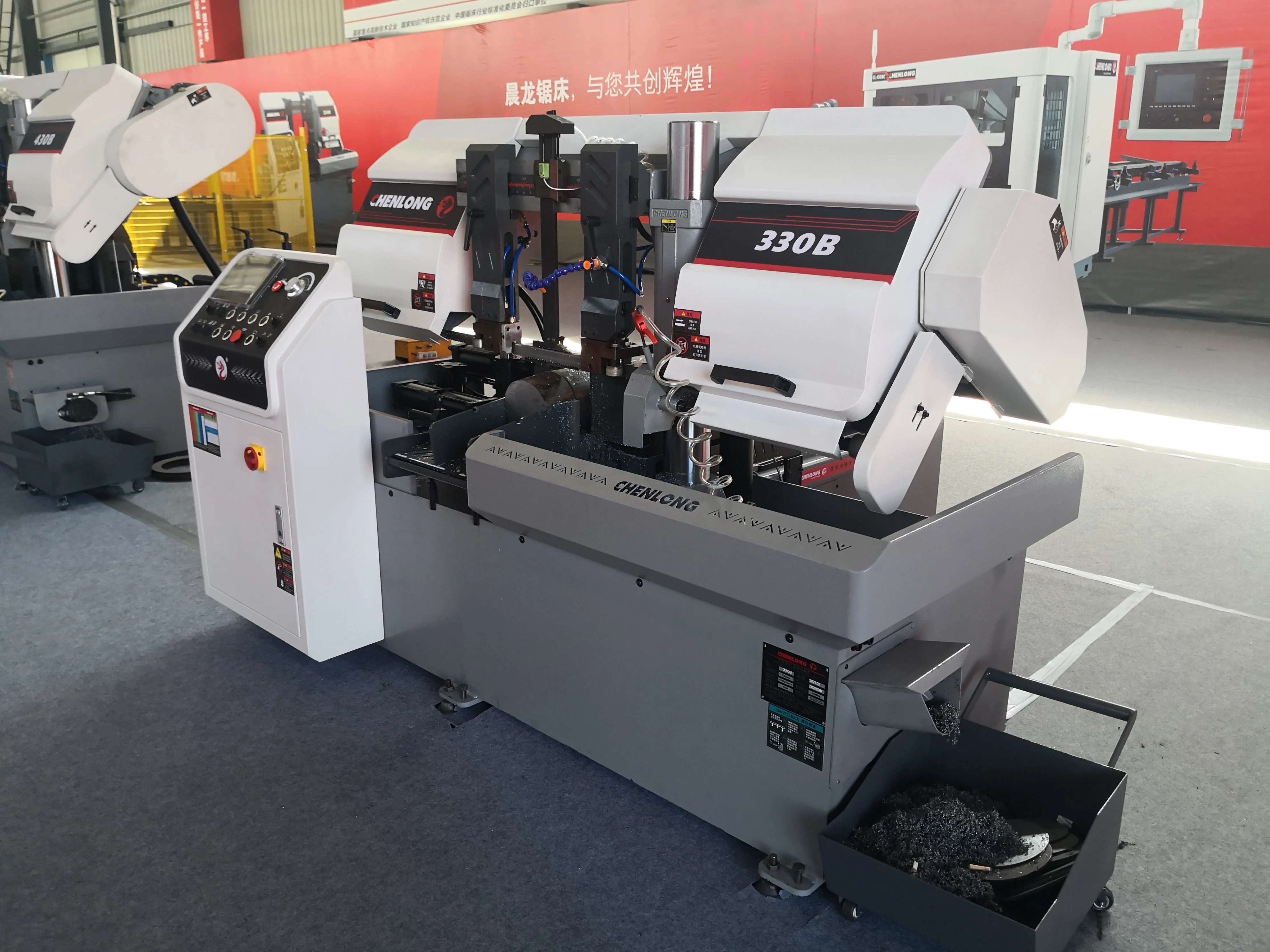 Hot Selling 13' Automatic Horizontal Bandsaw 330B for metal cutting