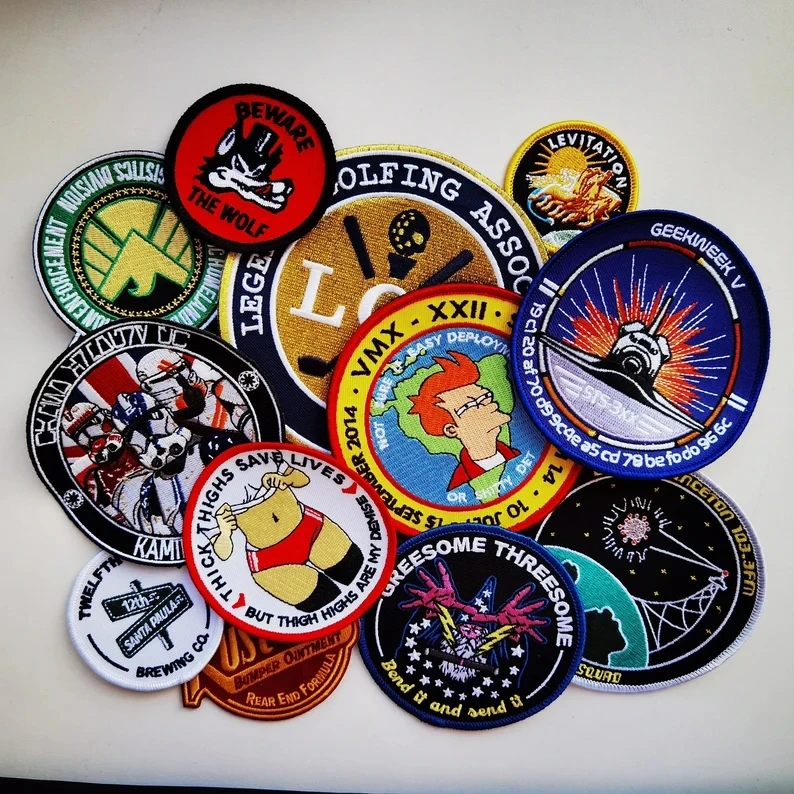 Wholesale Custom Woven  3D Logo Hat Embroidered  Patch with school badge Patches For Clothing